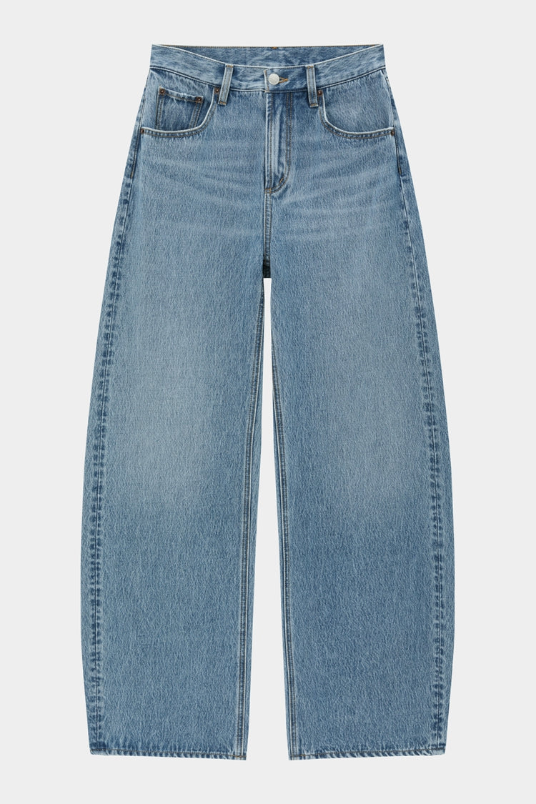 Hey Joanie Slope Curve Jeans HJ039 with classic blue denim, high-rise fit, and tapered leg, displayed on a mannequin.