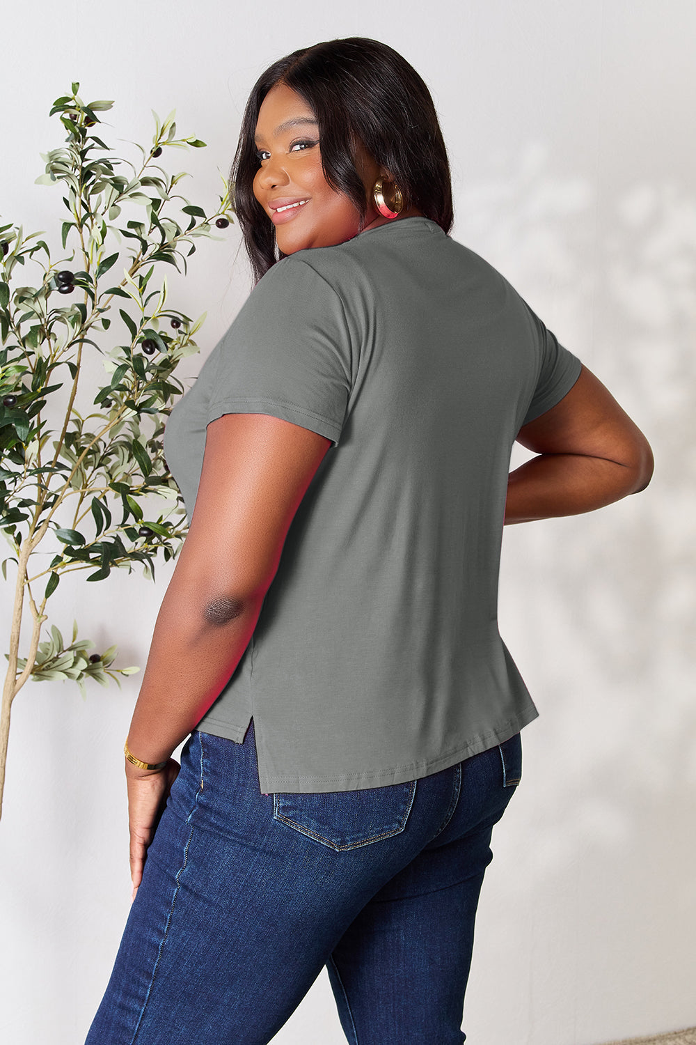ShopBasicbae Basic Bae round neck short sleeve T-shirt in classic design, casual tops for everyday wear.