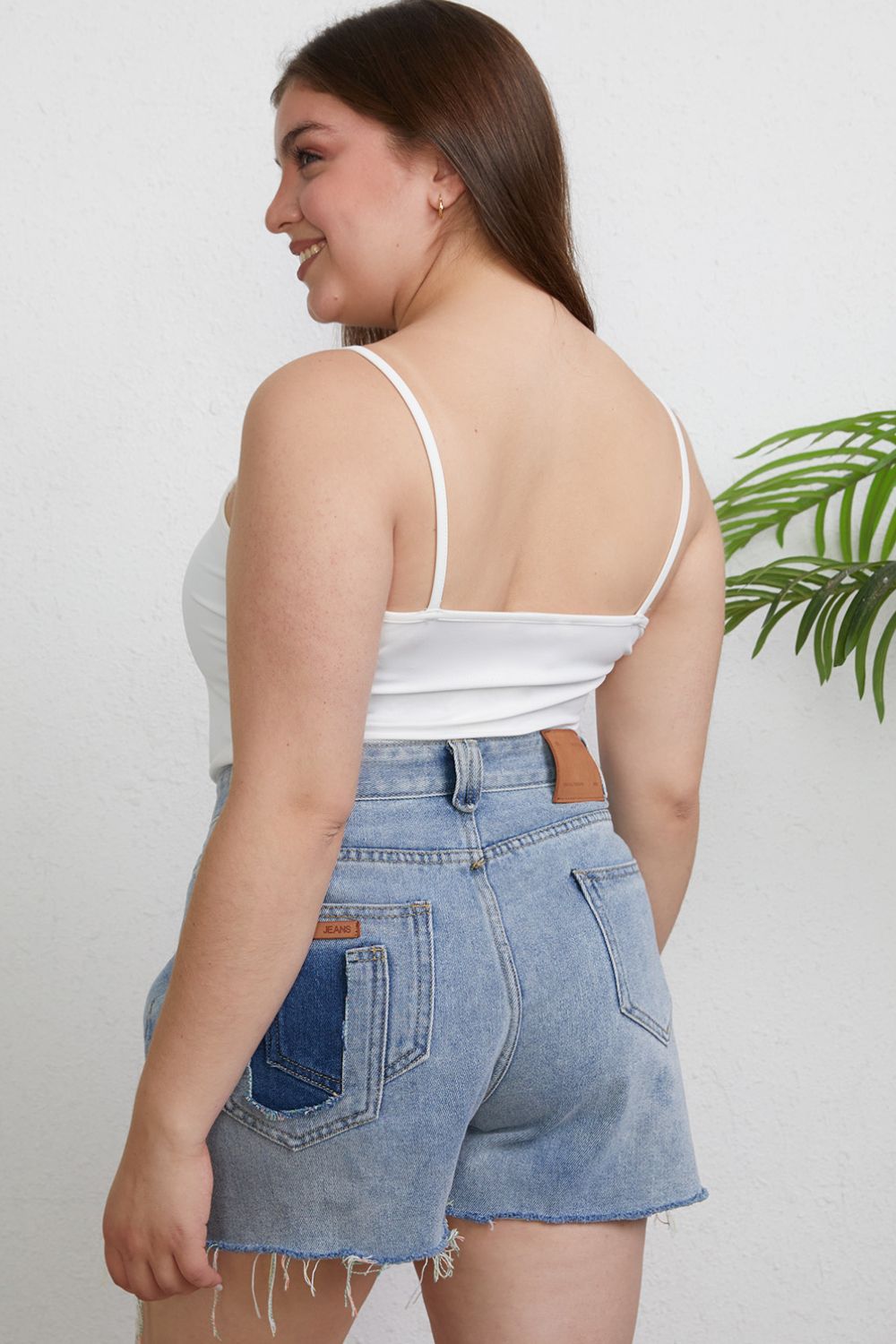 ShopBasicbae Basic Bae full-size round neck slim cami top, black, sleeveless, fitted, casual wear for women